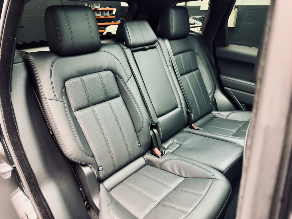Used Land Rover Range Rover Sport 2021 for sale - 76686670: Photo 40