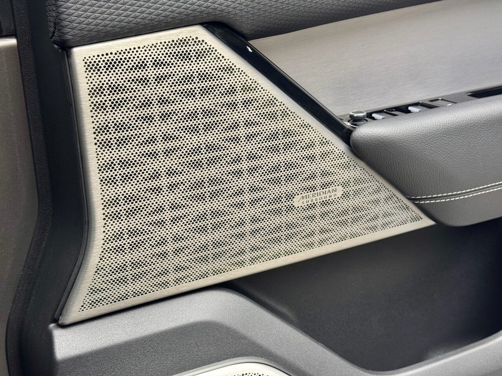 Used Land Rover Range Rover Velar 2019 for sale - 77132997: Photo 7