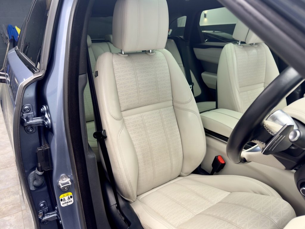 Used Land Rover Range Rover Velar 2019 for sale - 76406328: Photo 3