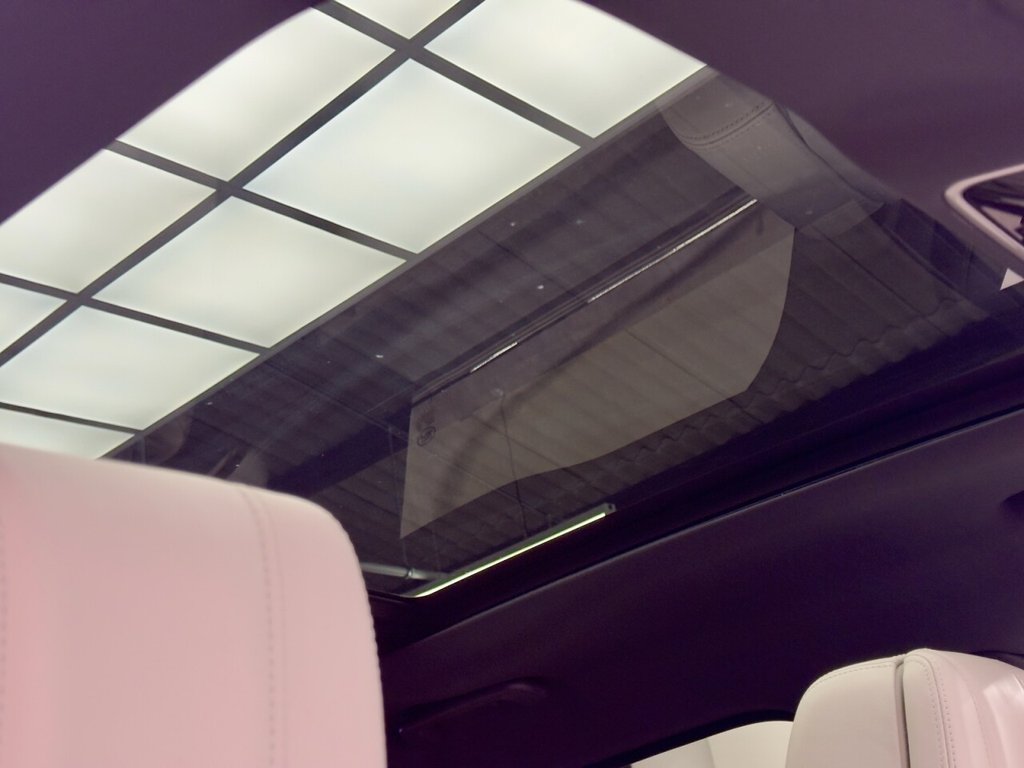 Used Land Rover Range Rover Velar 2019 for sale - 76406328: Photo 4