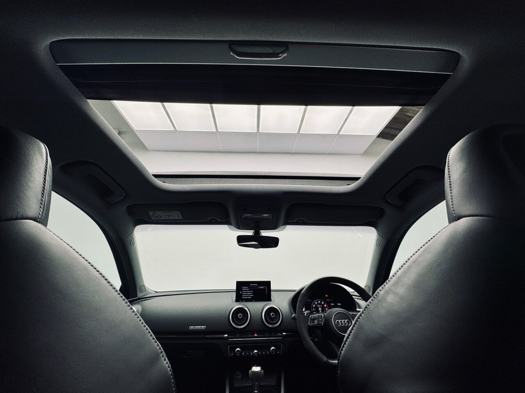 Used Audi RS3 2019 for sale - 76386696: Photo 4