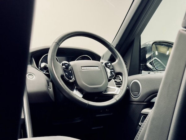 Used Land Rover Discovery 2019 for sale - 76202717: Photo 35