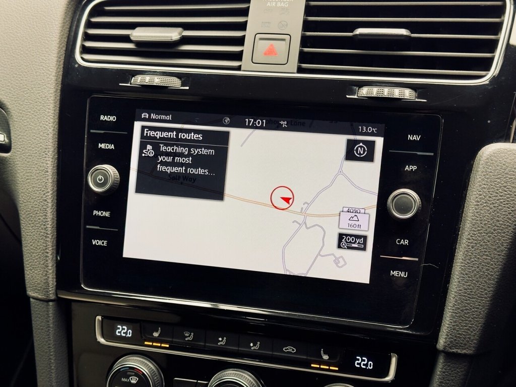 Used Volkswagen Golf 2019 for sale - 77341440: Photo 22