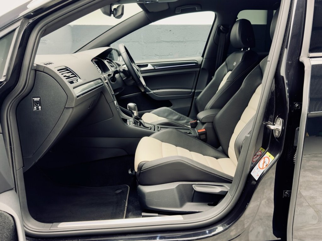 Used Volkswagen Golf 2019 for sale - 77341440: Photo 29