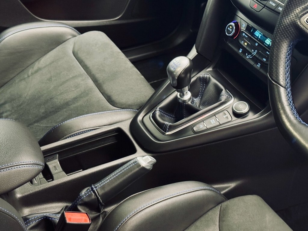 Used Ford Focus 2017 for sale - 76105351: Photo 25