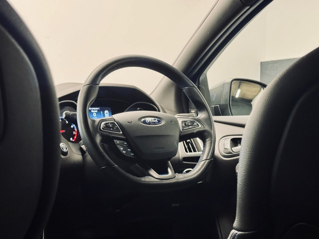 Used Ford Focus 2017 for sale - 76105351: Photo 34