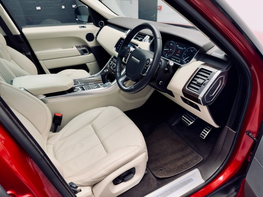 Used Land Rover Range Rover Sport 2015 for sale - 77582923: Photo 9