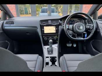 Used Volkswagen Golf 2018 for sale - 74954048: Photo