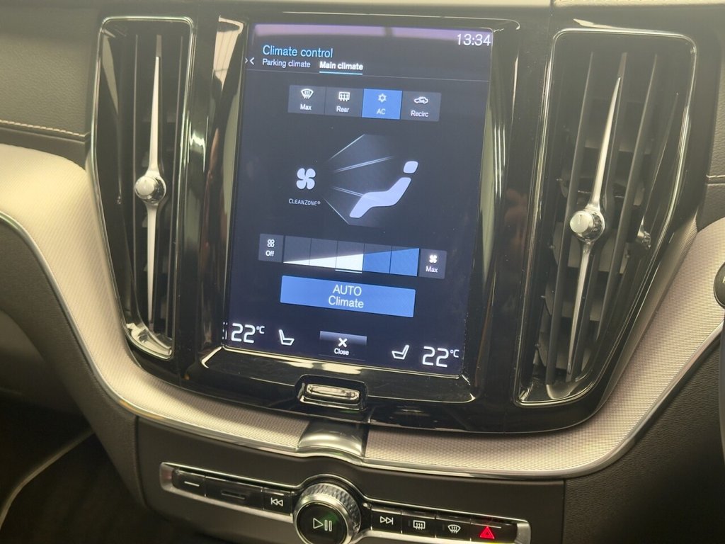 Used Volvo XC60 2021 for sale - 77262946: Photo 46