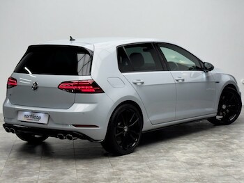 Used Volkswagen Golf 2018 for sale - 77463603: Photo