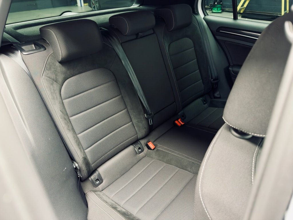 Used Volkswagen Golf 2018 for sale - 77463603: Photo 34