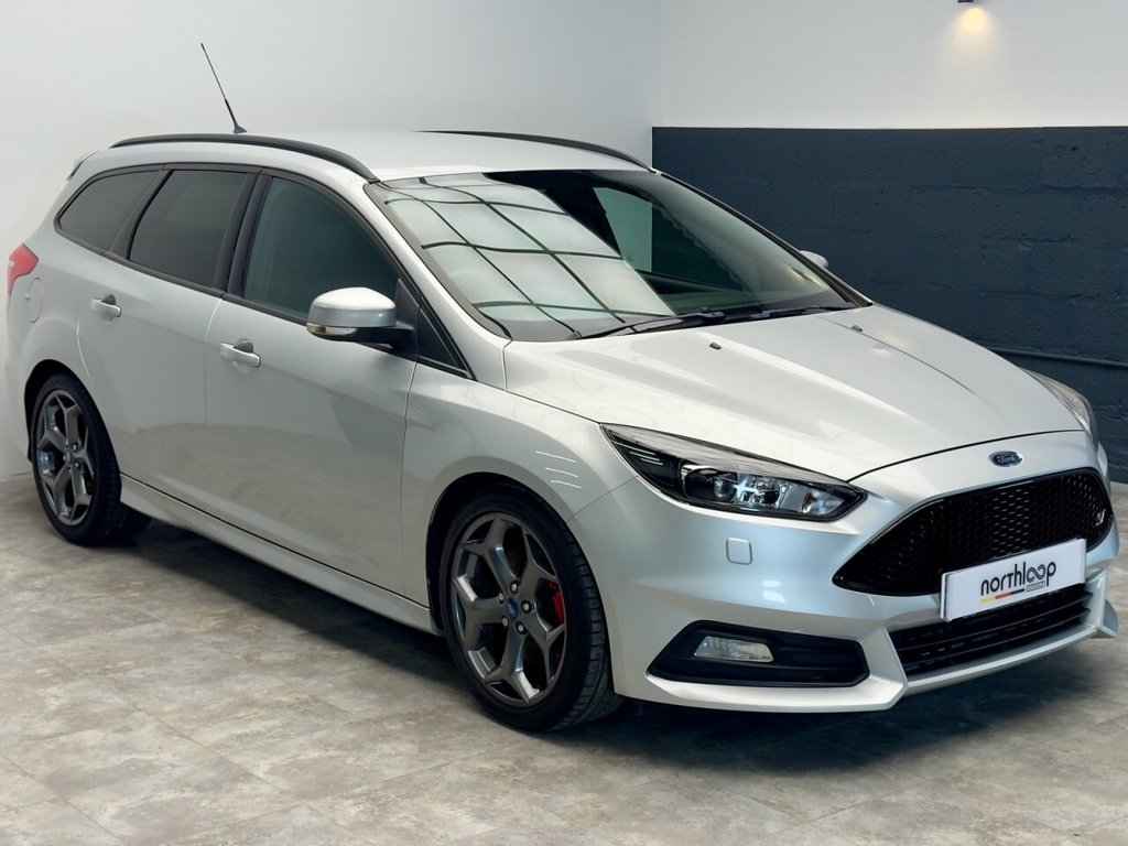 Used Ford Focus 2015 for sale - 76711619: Photo 19