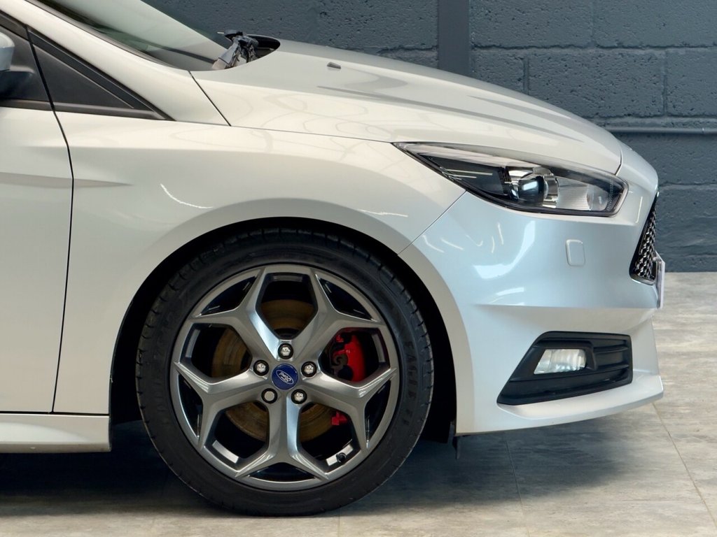 Used Ford Focus 2015 for sale - 76711619: Photo 23