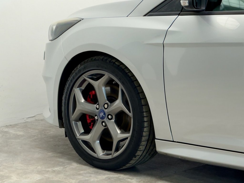 Used Ford Focus 2015 for sale - 76711619: Photo 31