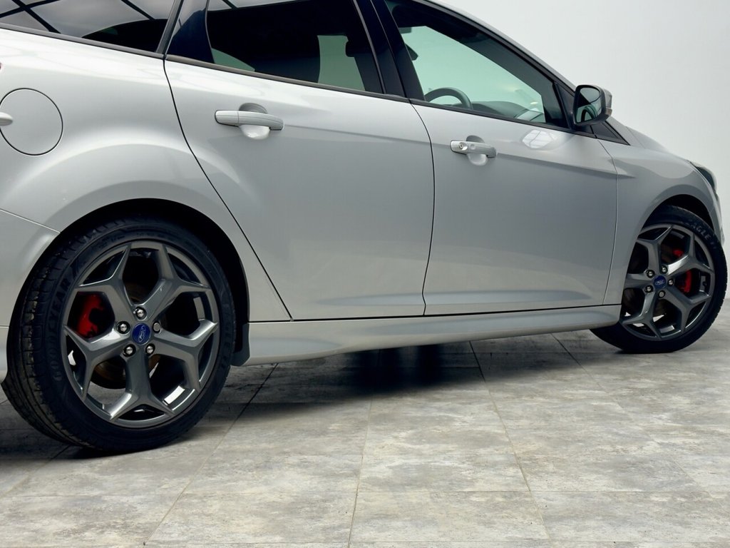 Used Ford Focus 2015 for sale - 76711619: Photo 38