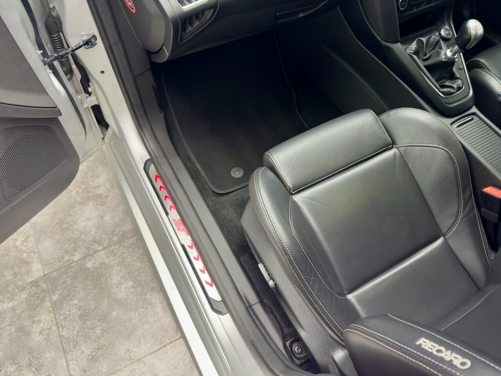 Used Ford Focus 2015 for sale - 76711619: Photo 40