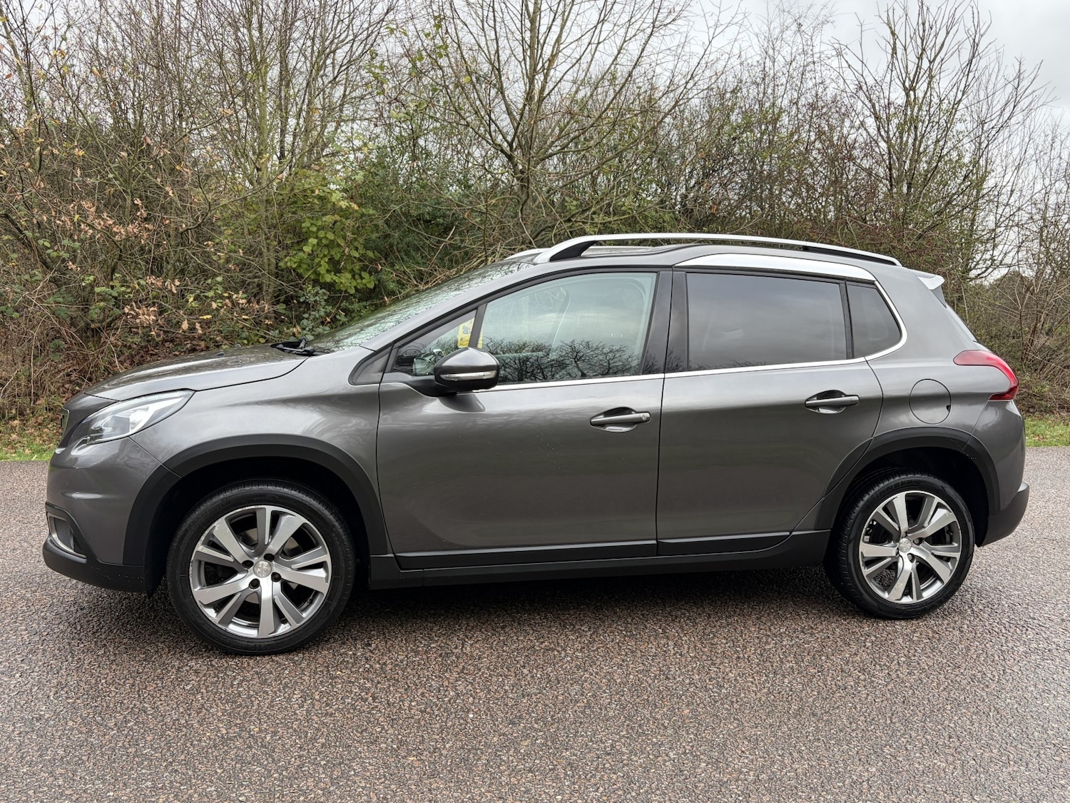 Used Peugeot 2008 2018 for sale - 76692807: Photo 11
