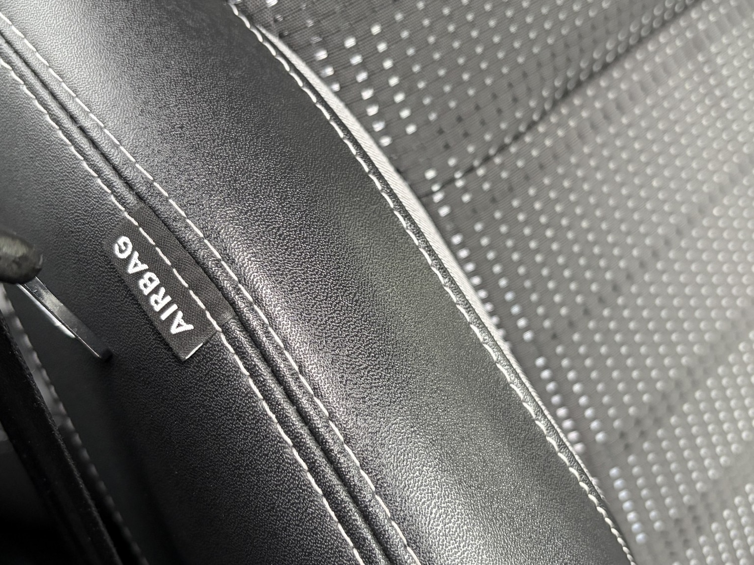 Used Peugeot 2008 2018 for sale - 76692807: Photo 32