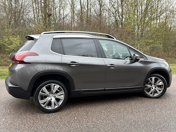 Used Peugeot 2008 2018 for sale - 76692807: Photo