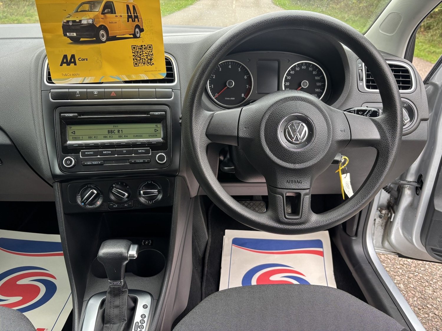 Used Volkswagen Polo 2010 for sale - 77061430: Photo 22