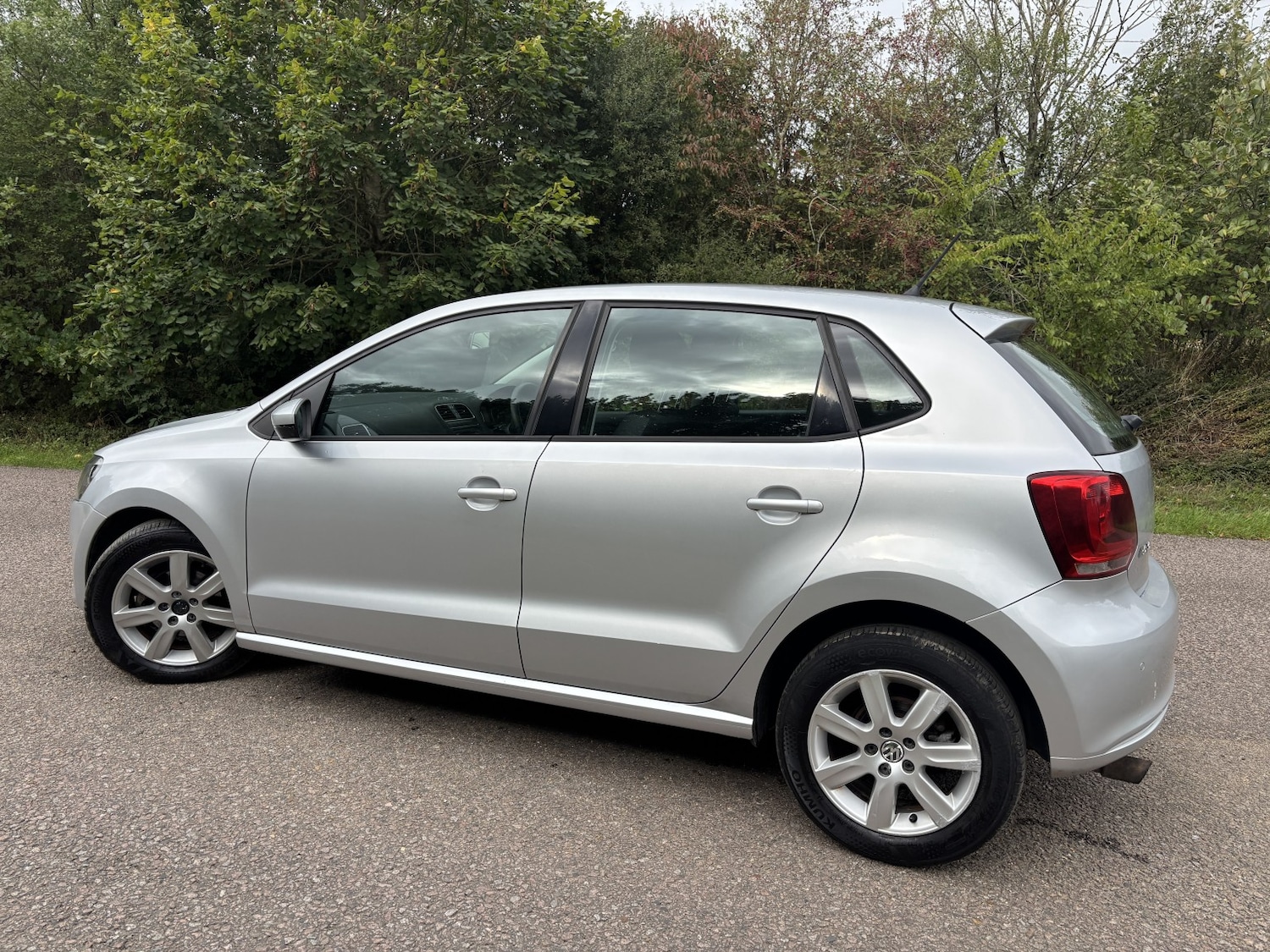 Used Volkswagen Polo 2010 for sale - 77061430: Photo 9