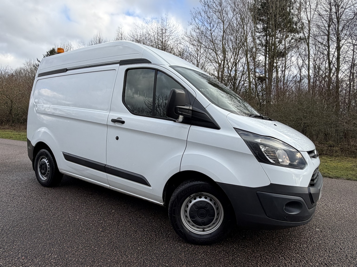 Used Ford Transit Custom 2016 for sale - 77318308: Photo 2