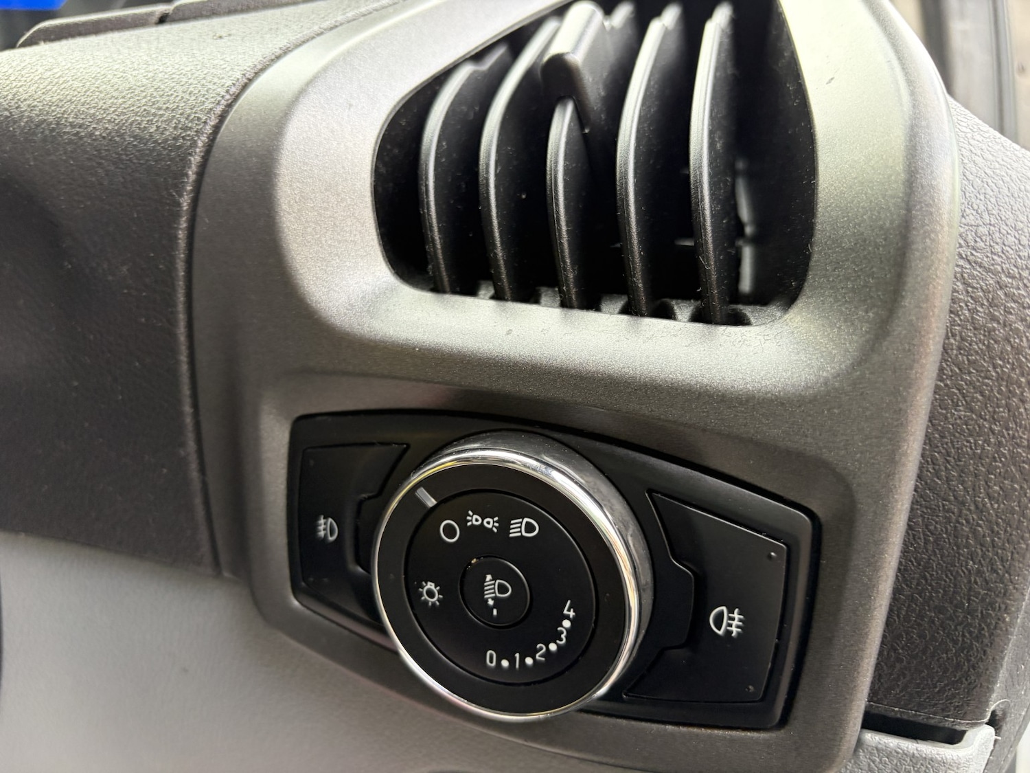 Used Ford Transit Custom 2016 for sale - 77318308: Photo 30