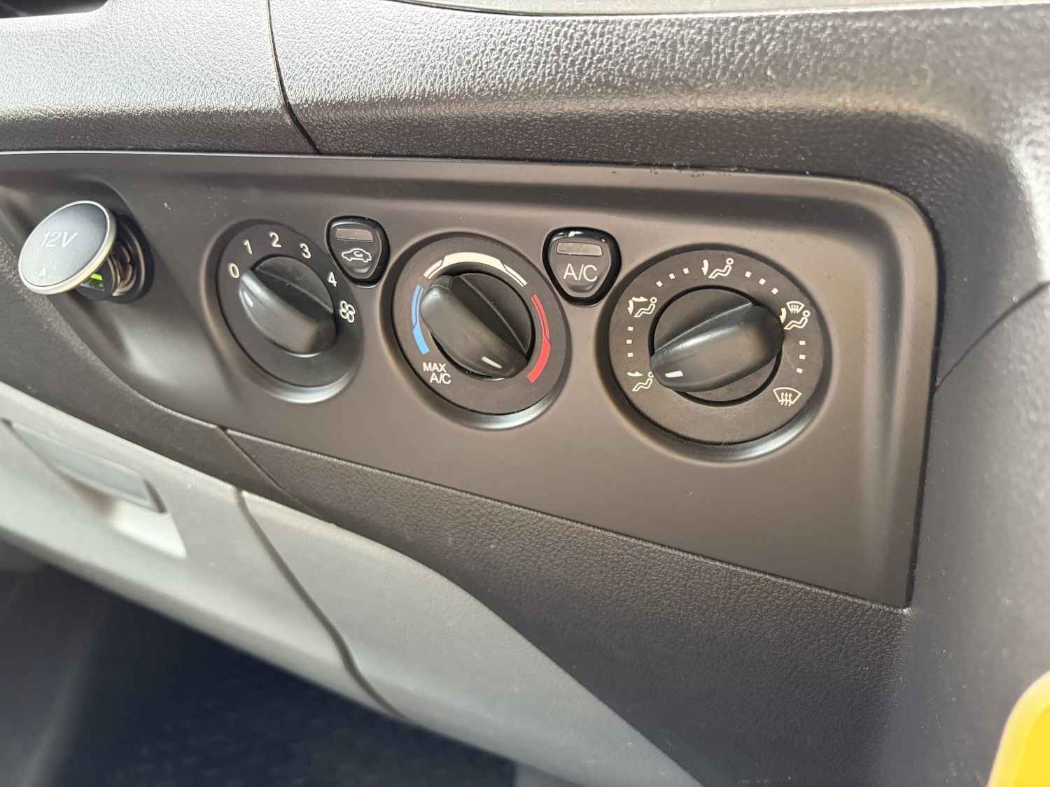 Used Ford Transit Custom 2016 for sale - 77318308: Photo 42