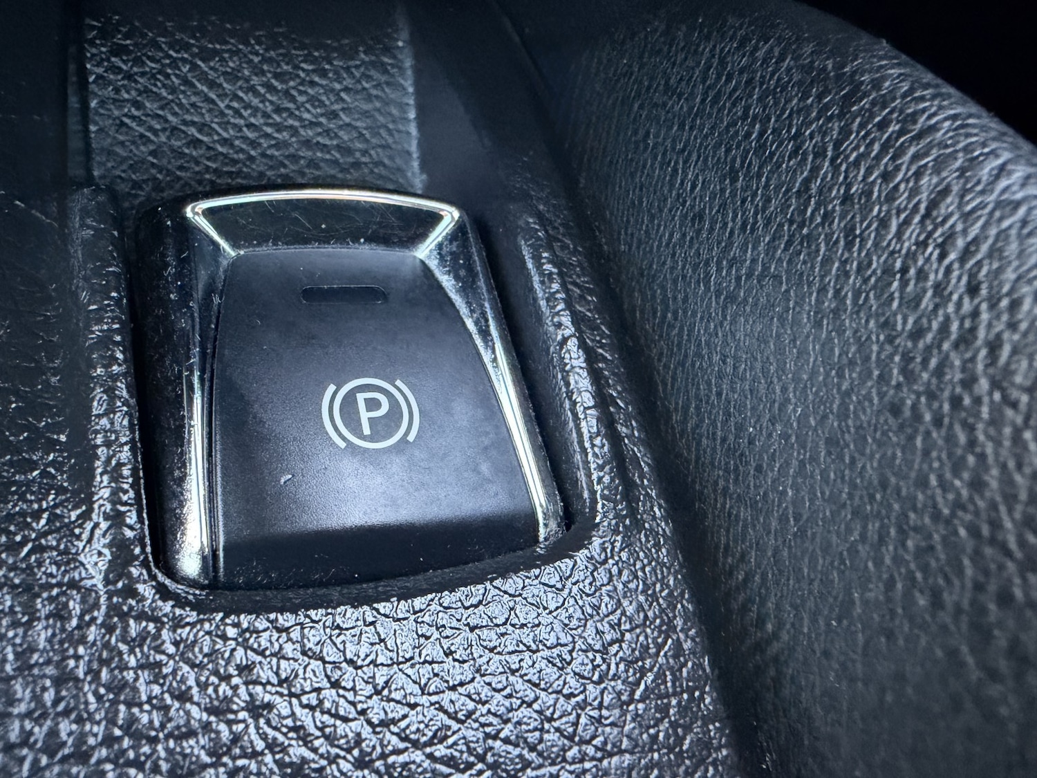 Used Nissan Qashqai 2015 for sale - 77282696: Photo 34