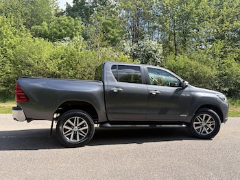 Used Toyota Hilux 2018 for sale - 78473433: Photo