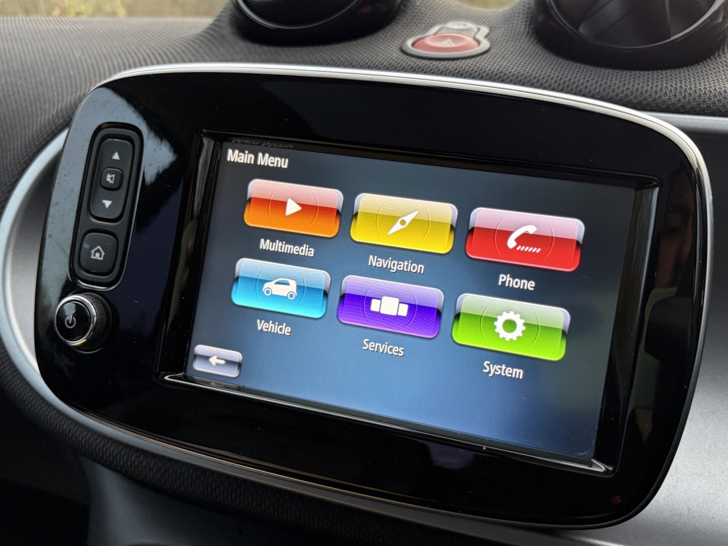 Used smart fortwo 2018 for sale - 76565144: Photo 49