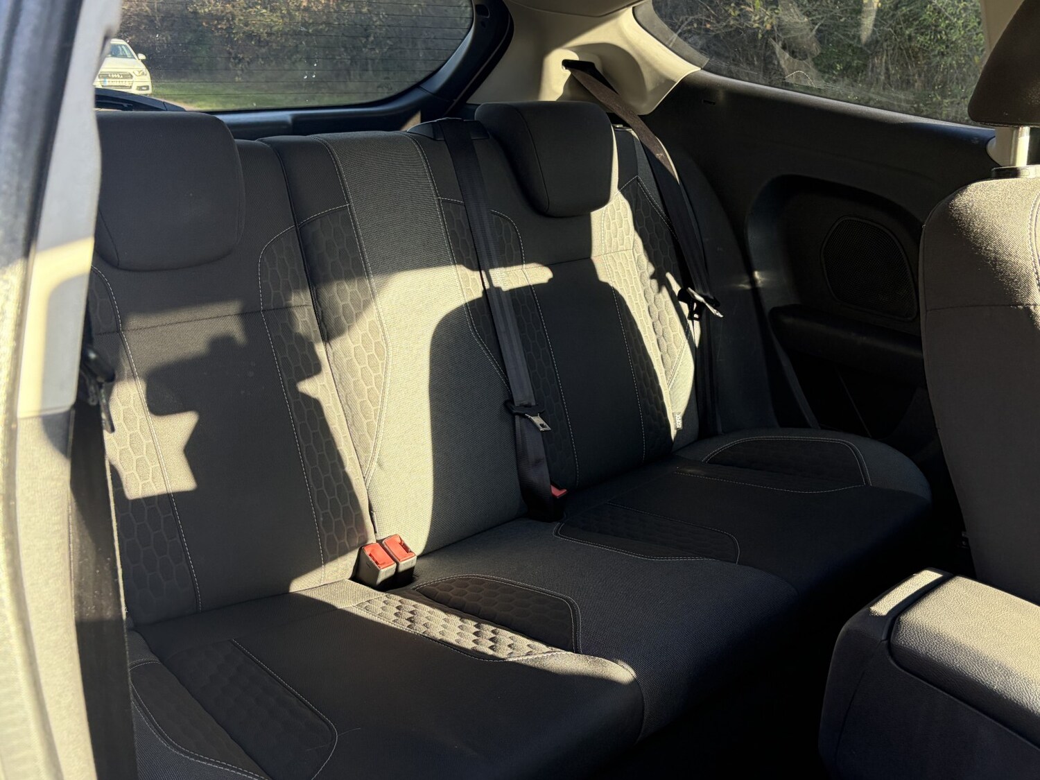 Used Ford Fiesta 2014 for sale - 77494792: Photo 28