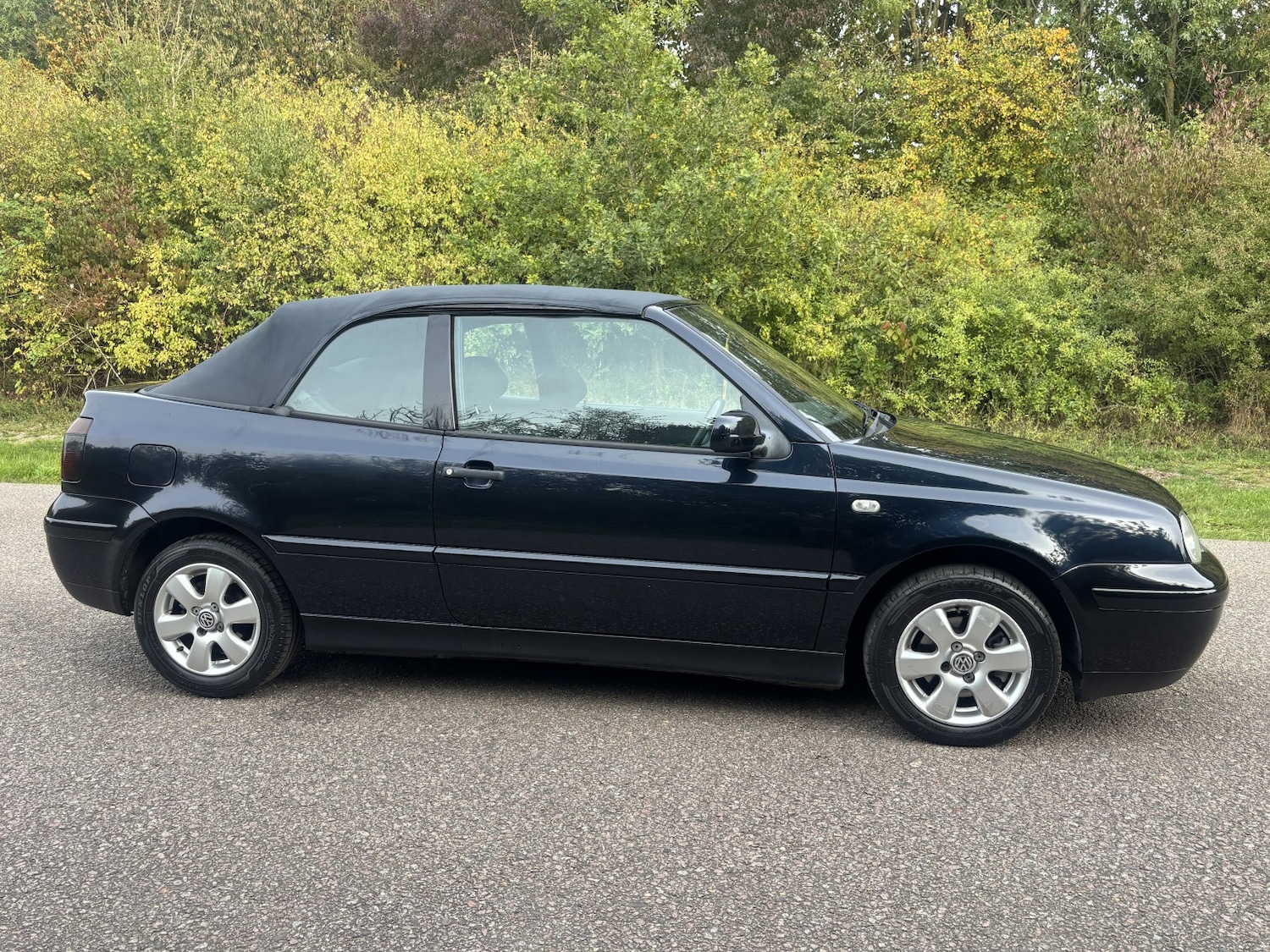 Used Volkswagen Golf 2001 for sale - 76126382: Photo 12
