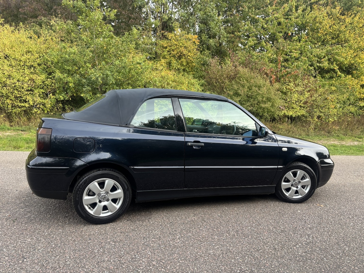 Used Volkswagen Golf 2001 for sale - 76126382: Photo 4