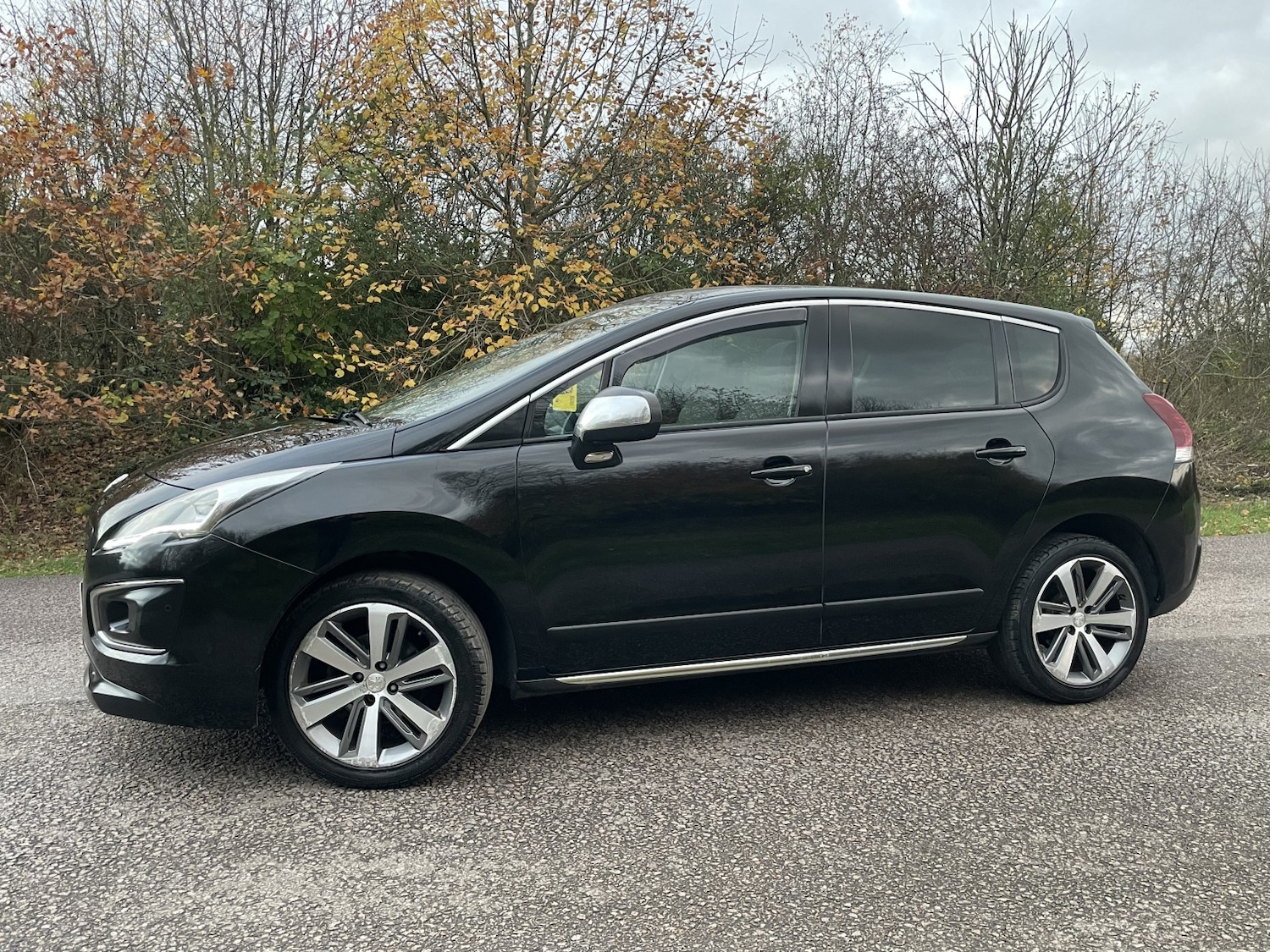 Used Peugeot 3008 2015 for sale - 76662791: Photo 2