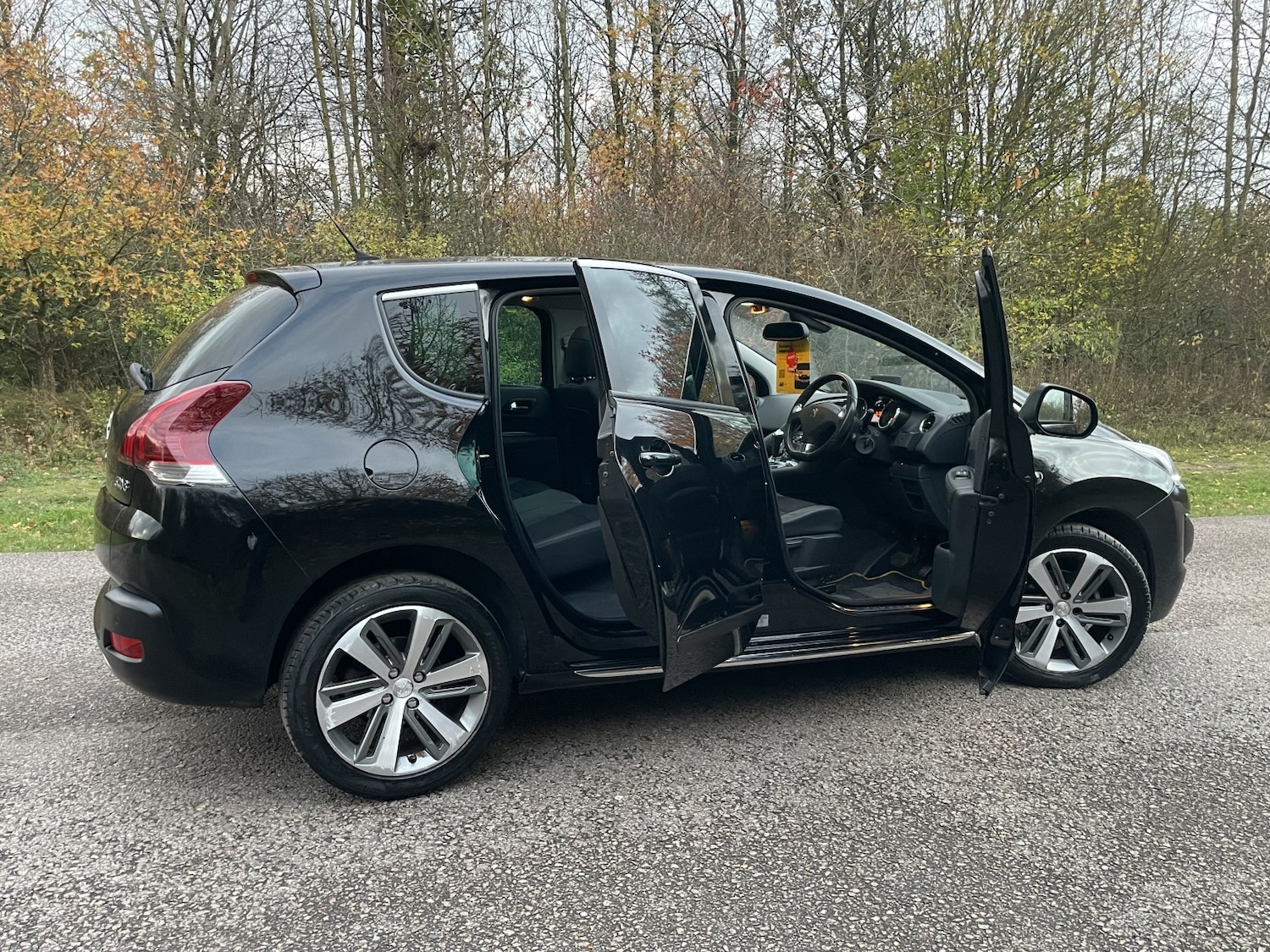 Used Peugeot 3008 2015 for sale - 76662791: Photo 4