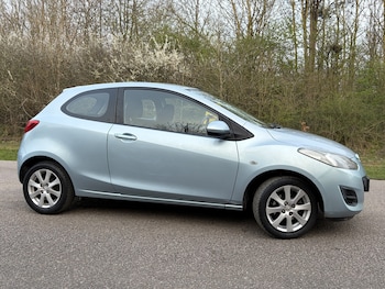 Used Mazda Mazda2 2012 for sale - 77973709: Photo