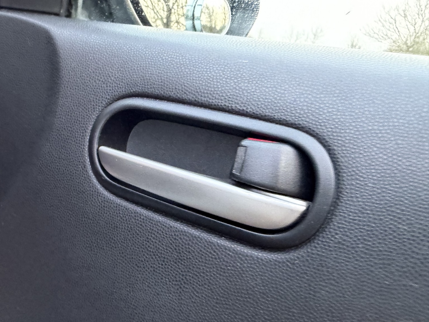 Used Mazda Mazda2 2012 for sale - 77973709: Photo 27