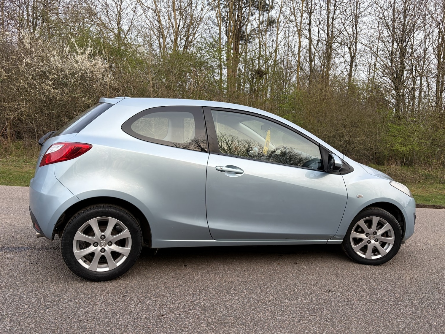 Used Mazda Mazda2 2012 for sale - 77973709: Photo 4