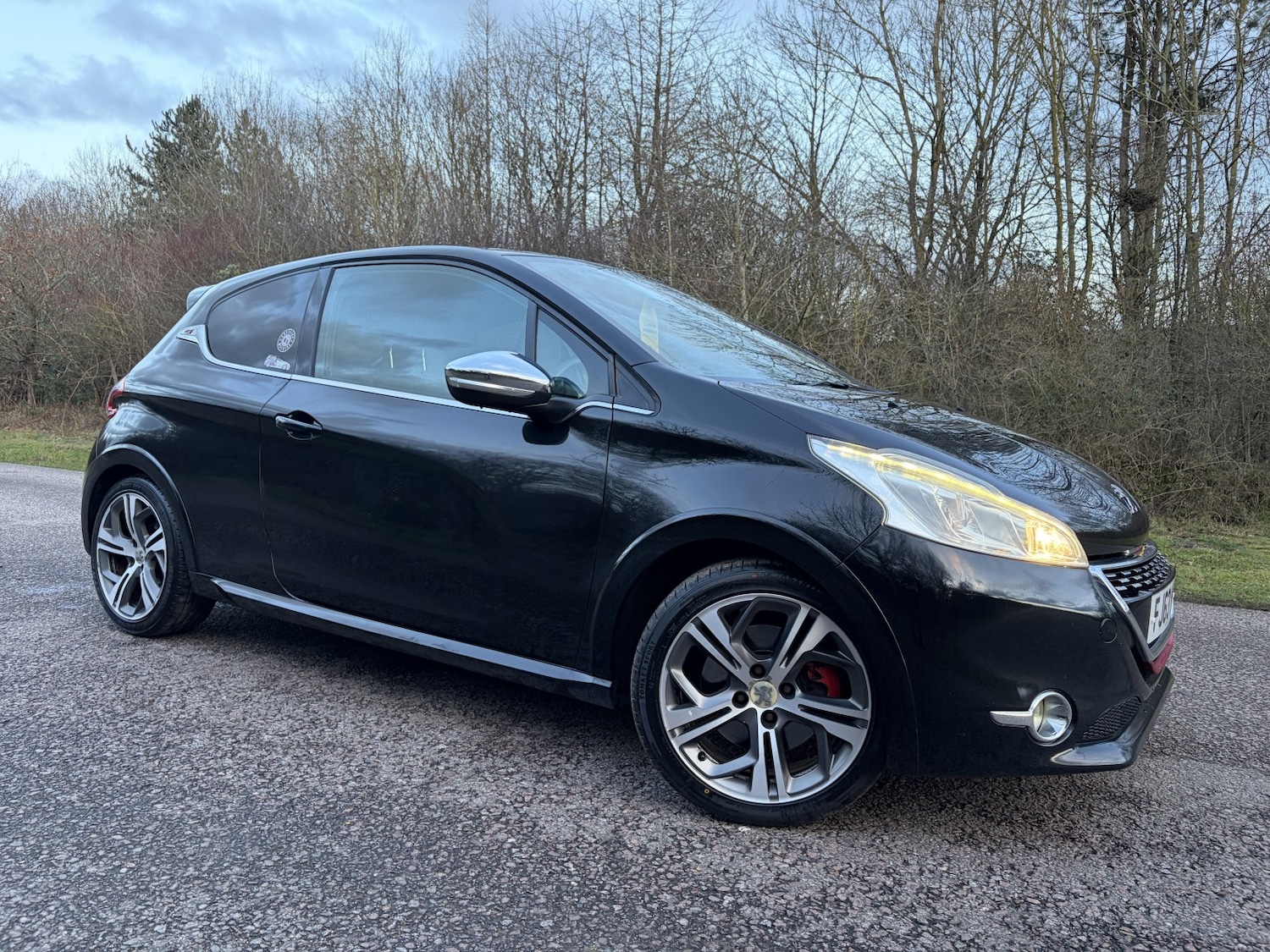 Used Peugeot 208 2013 for sale - 77282692: Photo 2