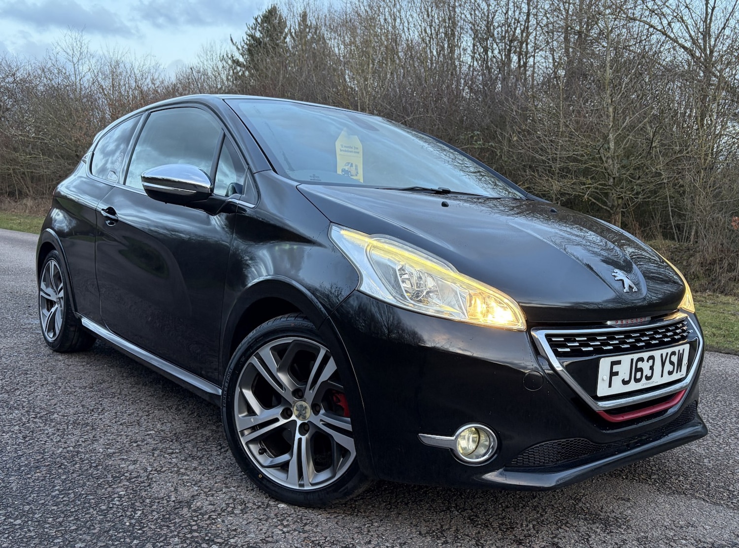 Used Peugeot 208 2013 for sale - 77282692: Photo 3