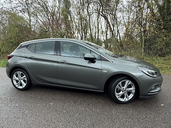 Vauxhall - Astra