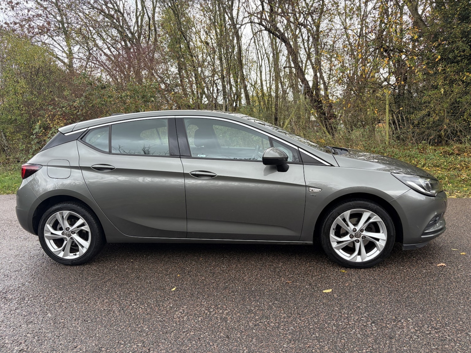 Used Vauxhall Astra 2017 for sale - 76553958: Photo 3