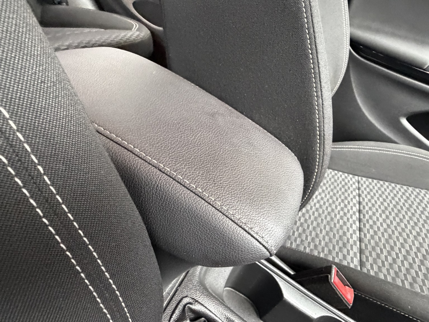 Used Vauxhall Astra 2017 for sale - 76553958: Photo 30