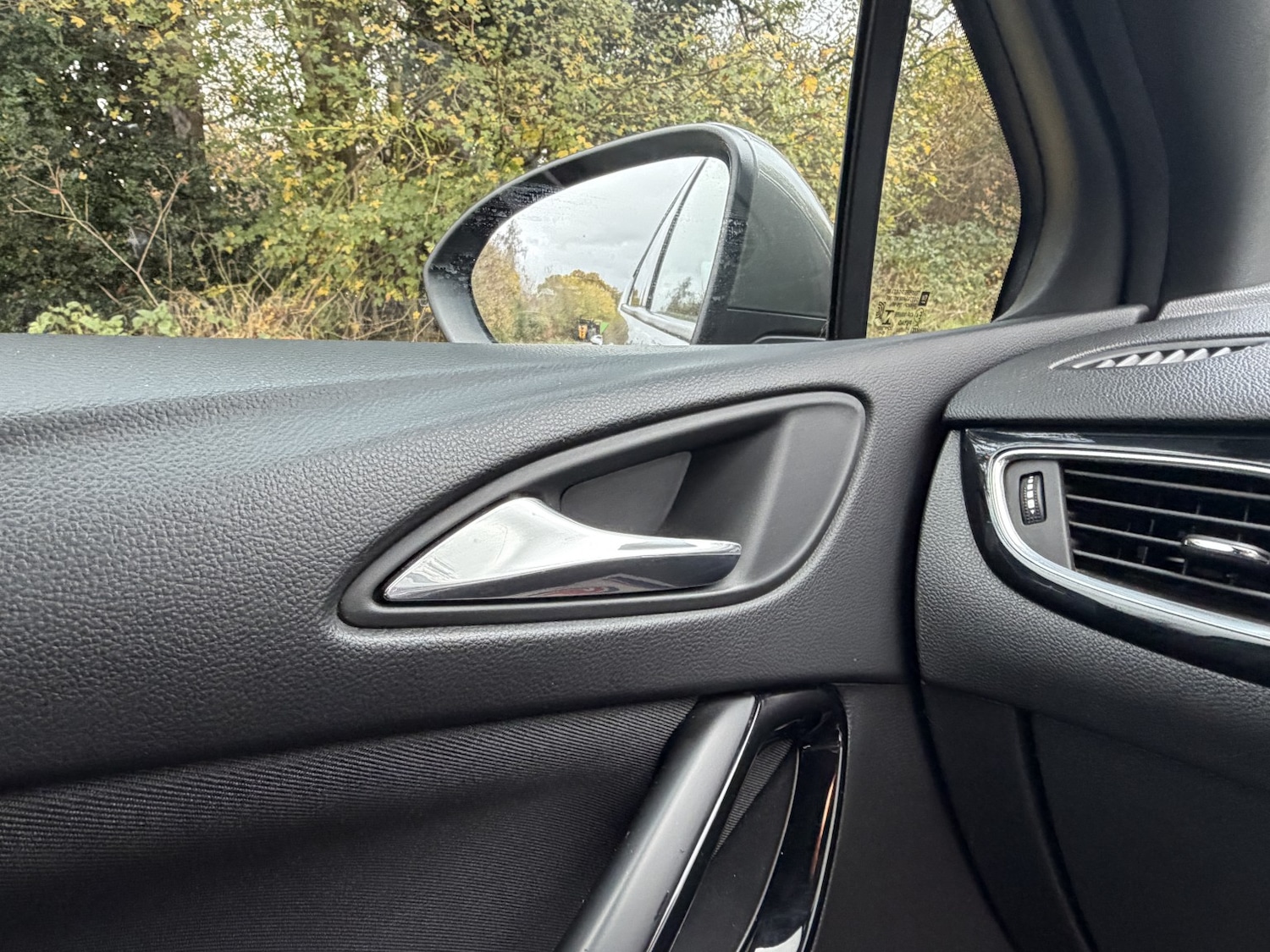 Used Vauxhall Astra 2017 for sale - 76553958: Photo 33