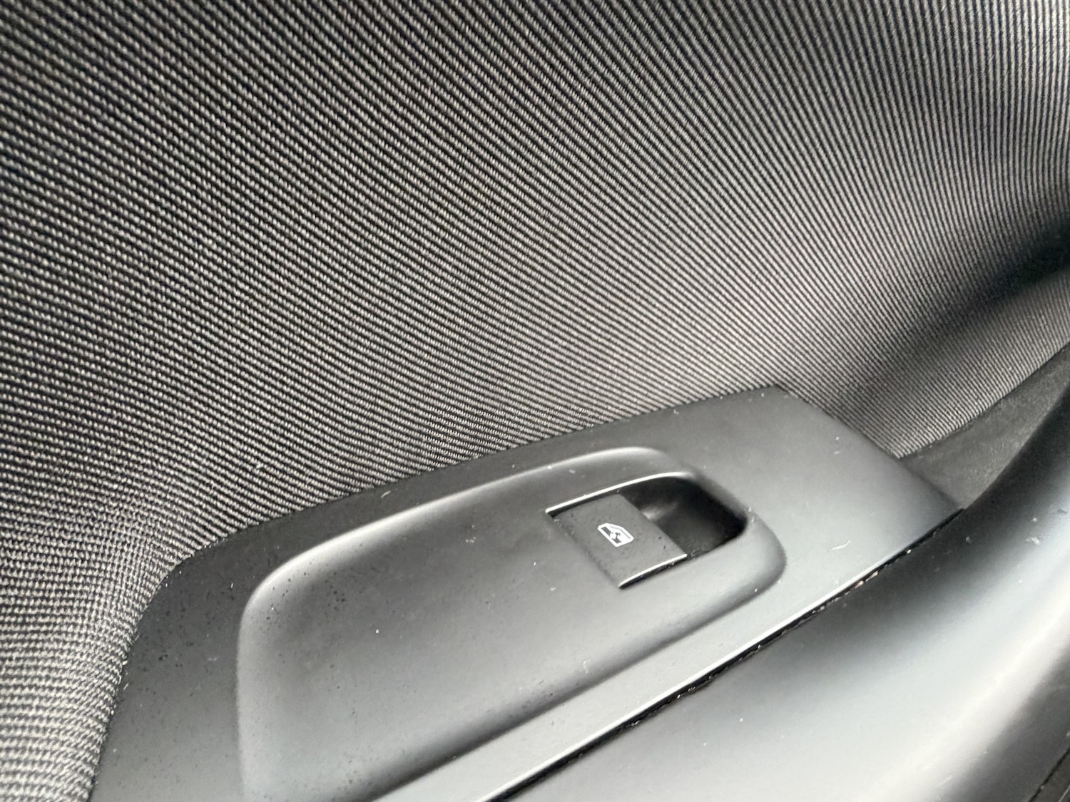 Used Vauxhall Astra 2017 for sale - 76553958: Photo 37