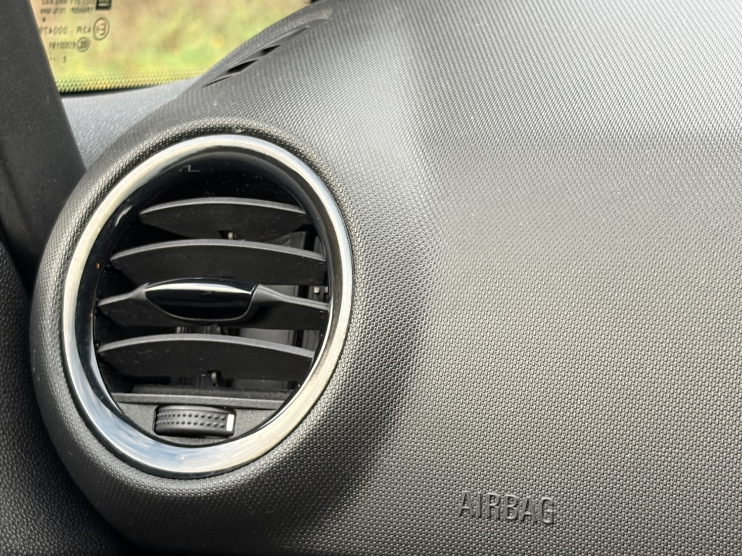 Used Vauxhall Corsa 2012 for sale - 76517762: Photo 1