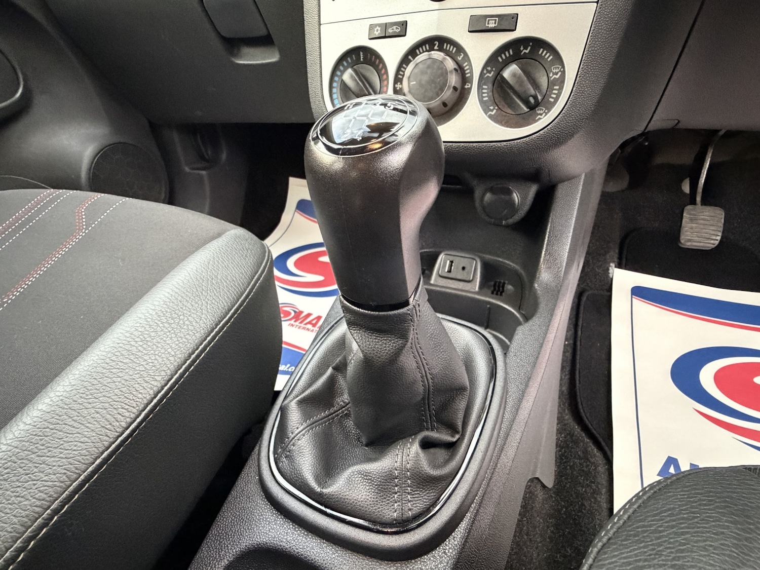 Used Vauxhall Corsa 2012 for sale - 76517762: Photo 10