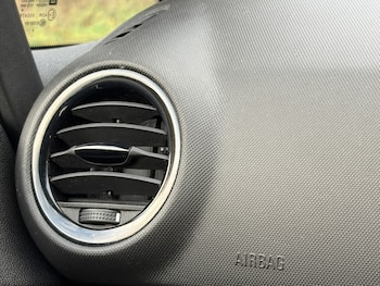 Used Vauxhall Corsa 2012 for sale - 76517762: Photo