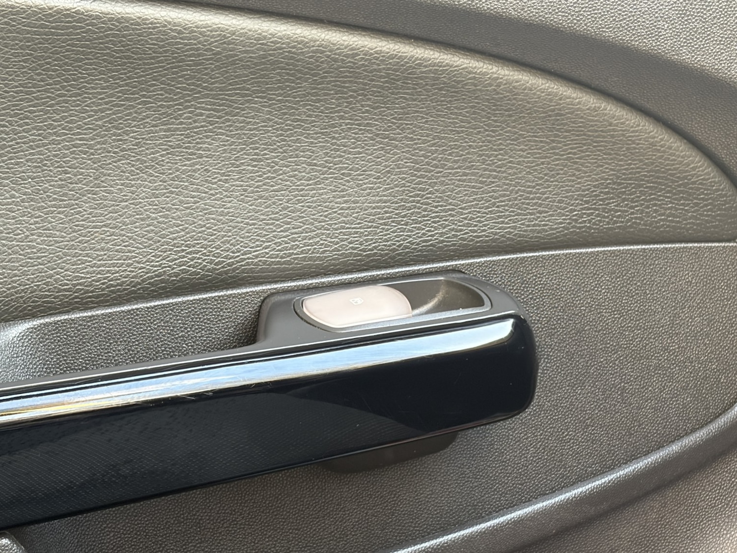 Used Vauxhall Corsa 2010 for sale - 77603406: Photo 44